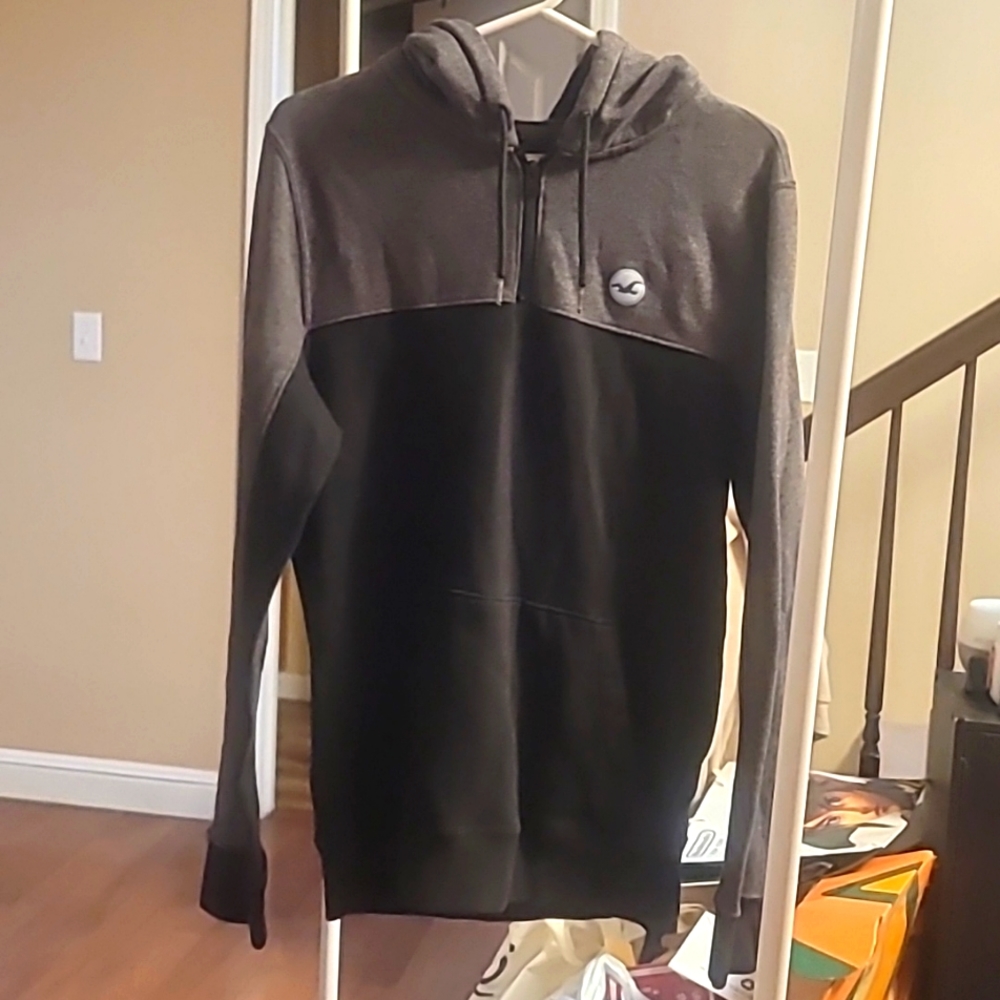Hollister 1/2 zip hoodie